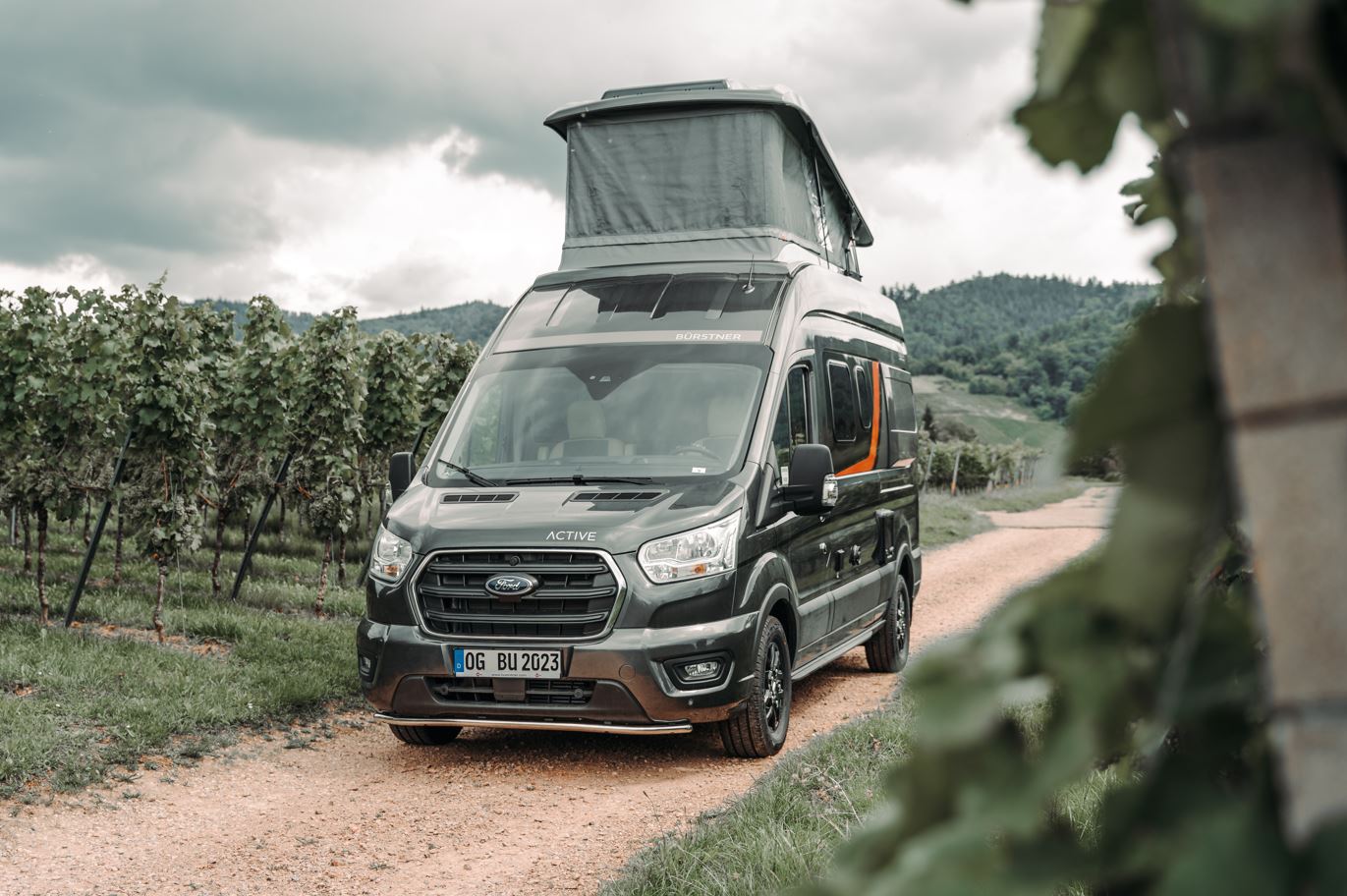 Ford Transit Bürstner Lineo C590 mit Aufstelldach