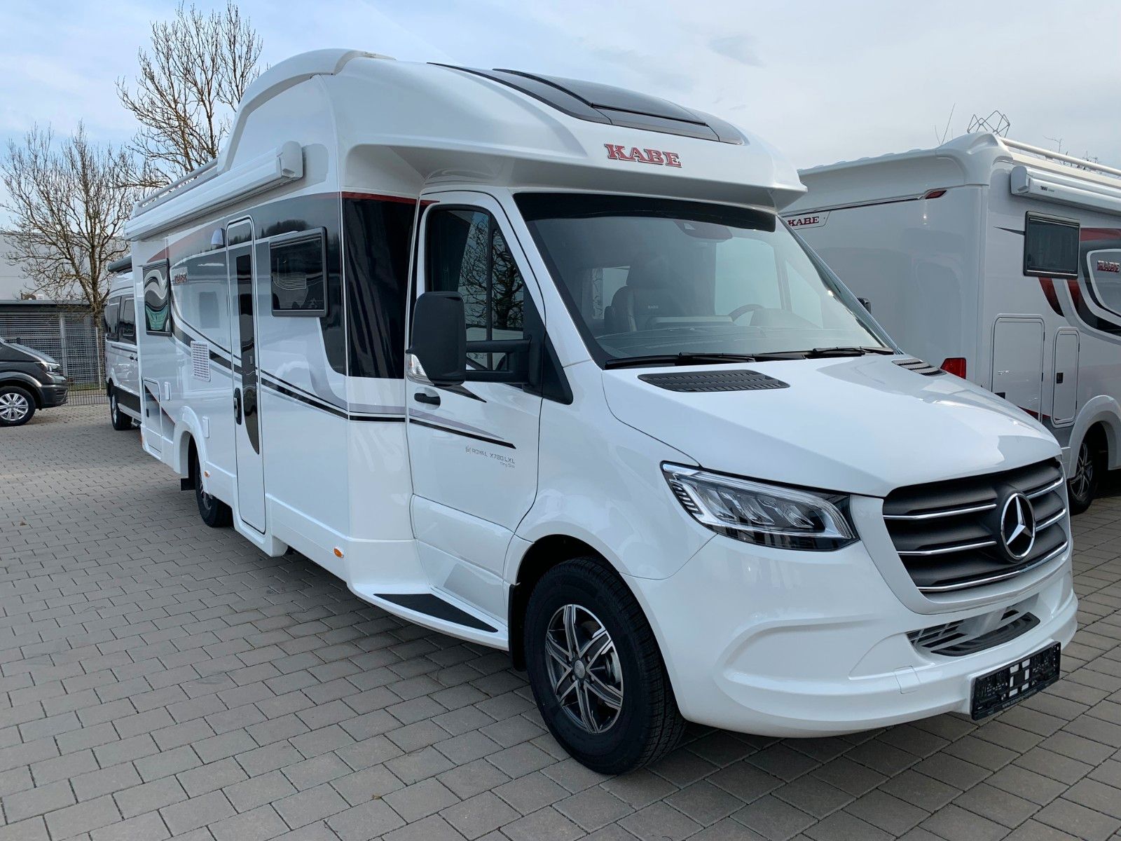 Kabe Travel Master Royal x780 LXL