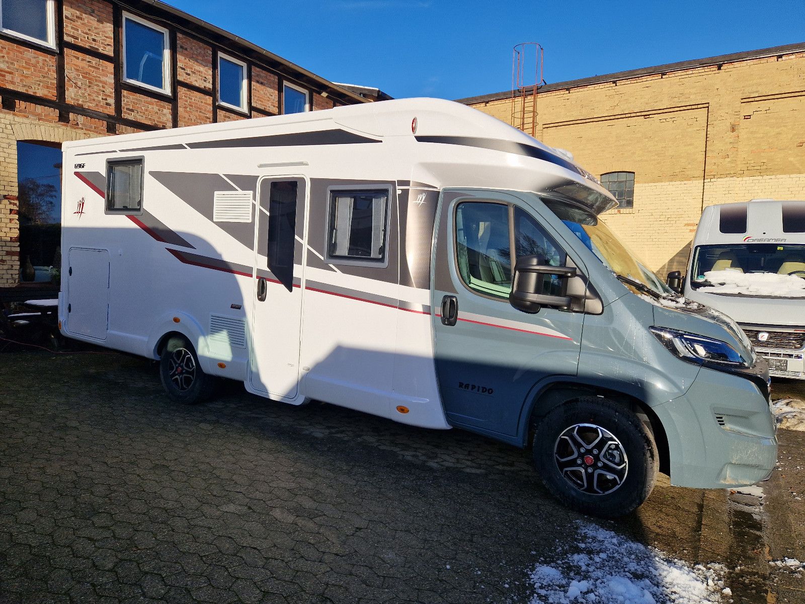 Rapido 696F Ultimate Fiat 180PS 2023