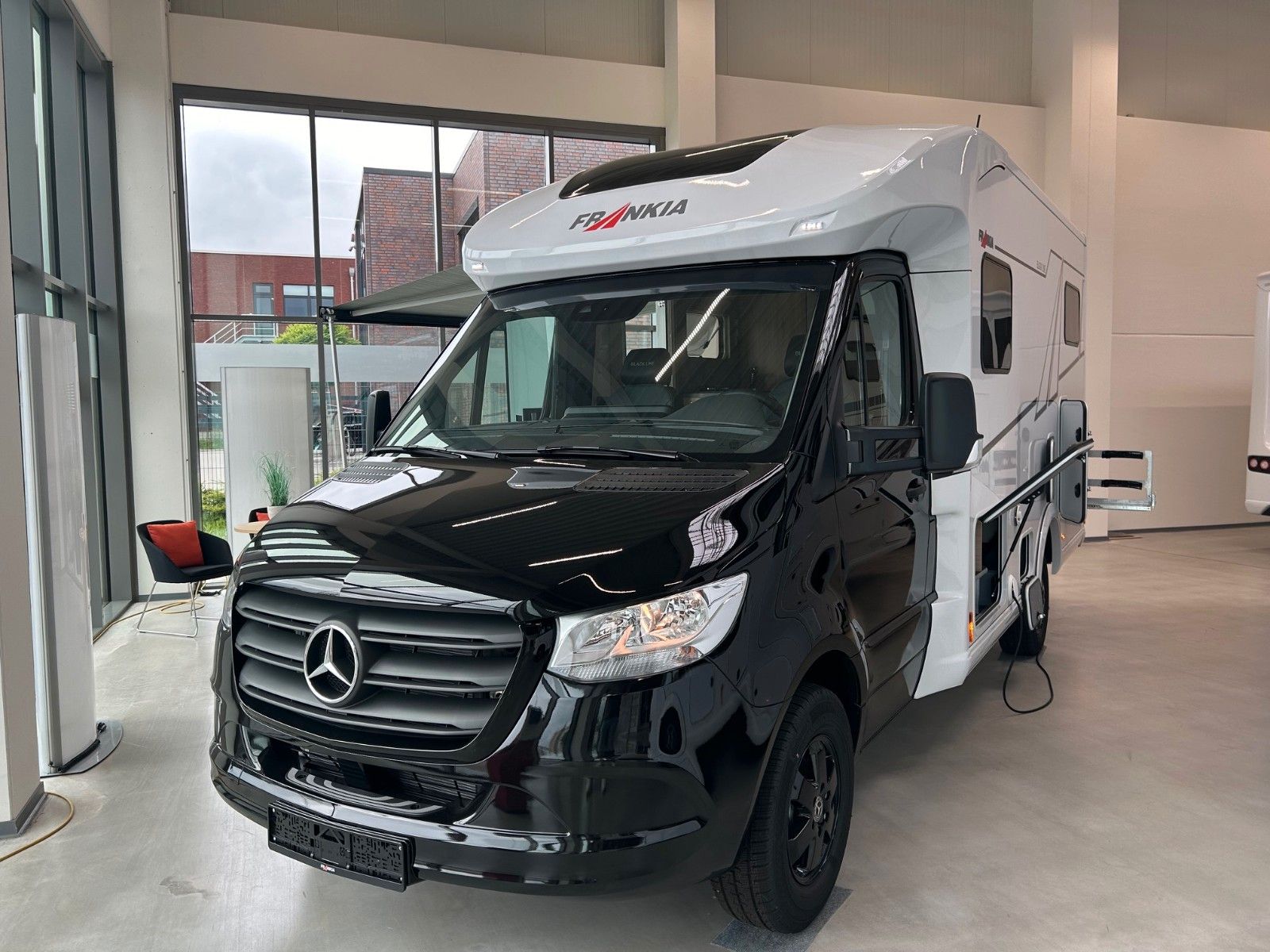 FRANKIA Neo T7 BDK Black Line 2023