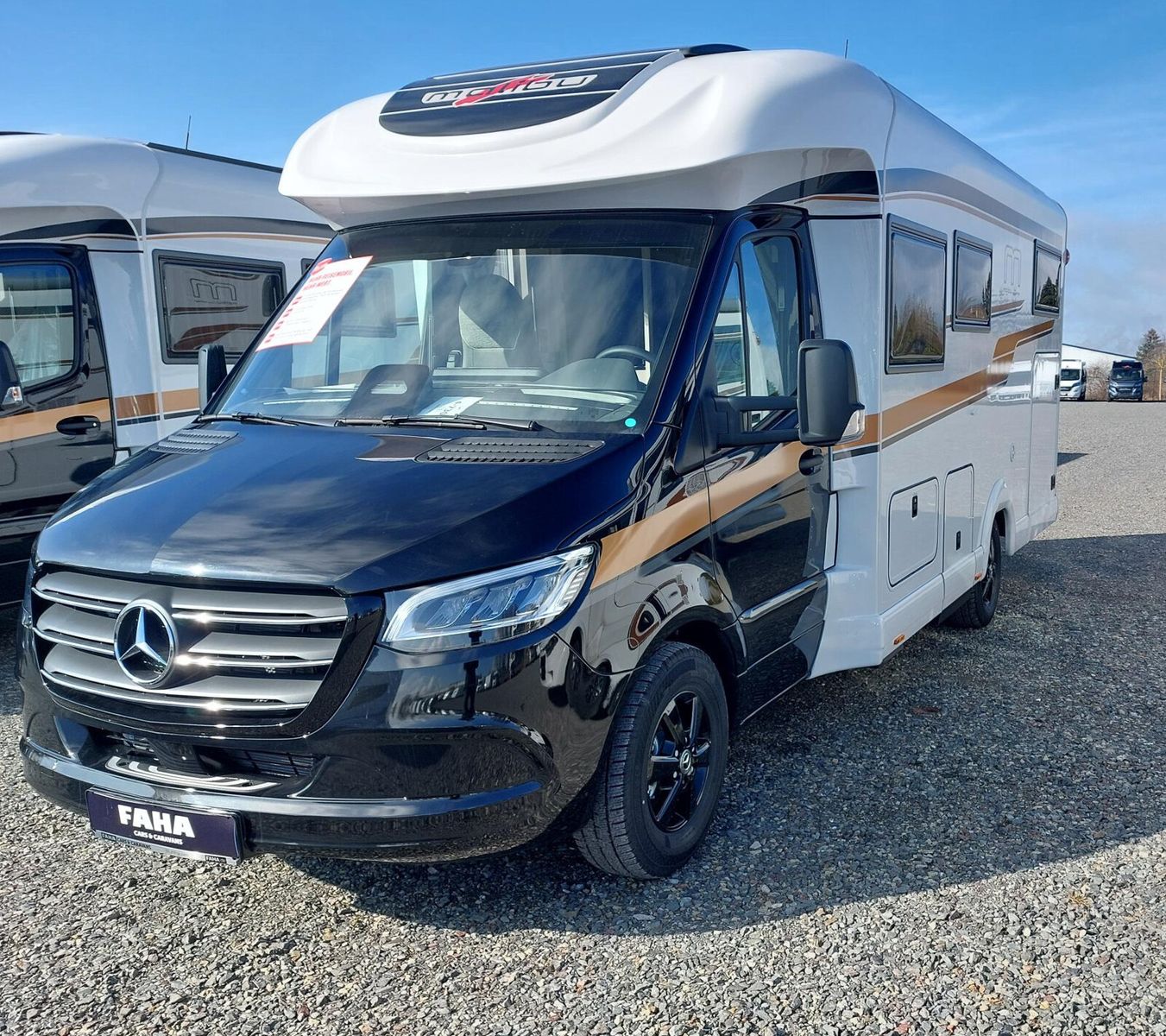 * **Modell 2025**\\* **Motor / Chassis:** Mercedes Sprinter 2,0 l\\* **Leistung:** 125 kW / 170 PS\\* **Getriebe:** Automatik\\* **zul. Gesamtgewicht:** 3500 kg\\* **Bett(en):** Einzelbetten\\* **Sitzgruppe:** L-sitzgruppe\\* **Polster:** London\\* **H...