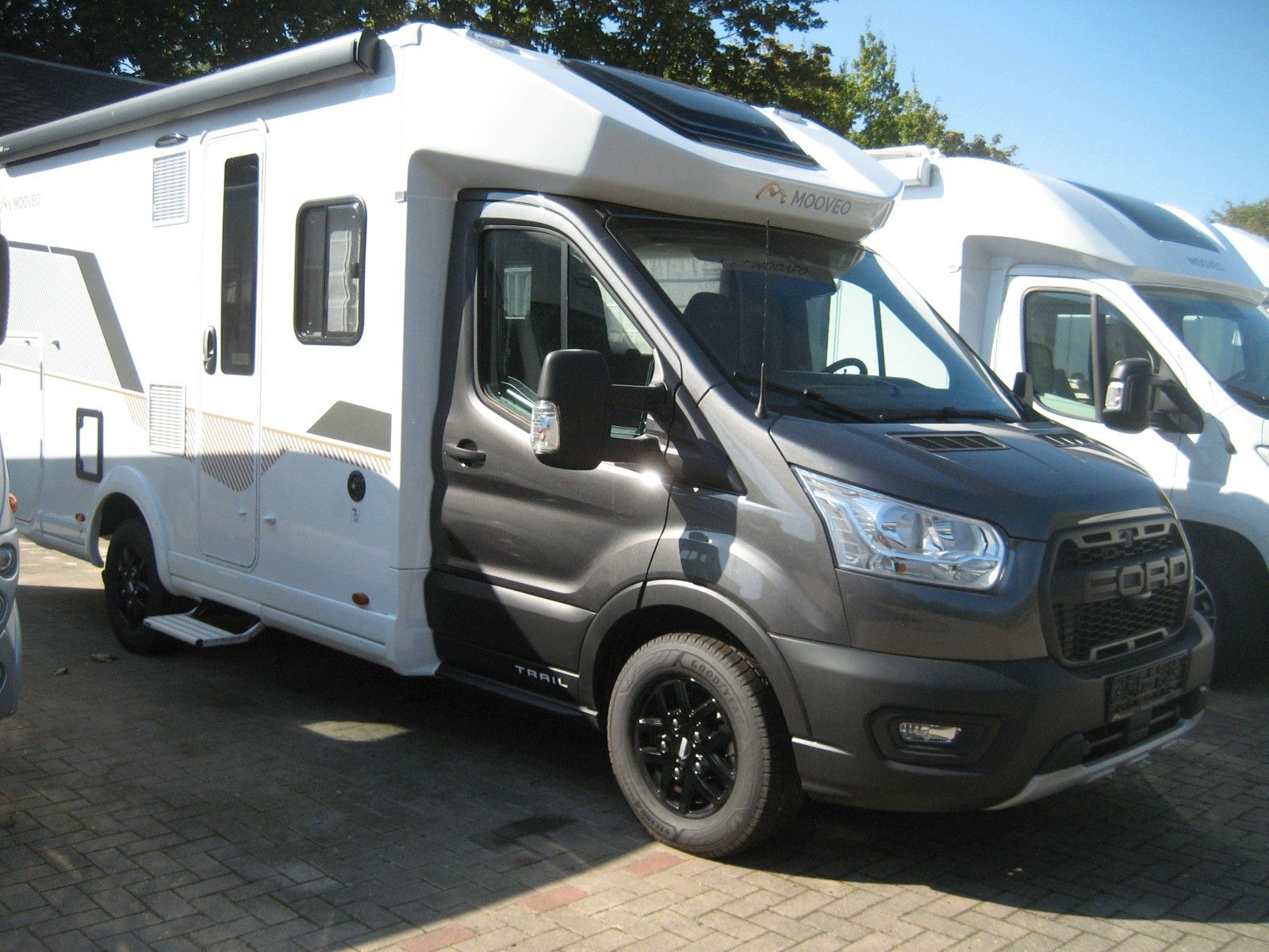 **Neu eingetroffen . Ein tollese Reisemobil von MOOVEO mit 170 PS und Automatik Getriebe und Hubbett , für ein tolles Fahrgefühl. Bei Ihrem MOOVEO Händler für den ganzen Norden .\\\\Jetzt Preisvorteil für sofot verfügbare Wonmobile . : Bis zu 8.000,- E...