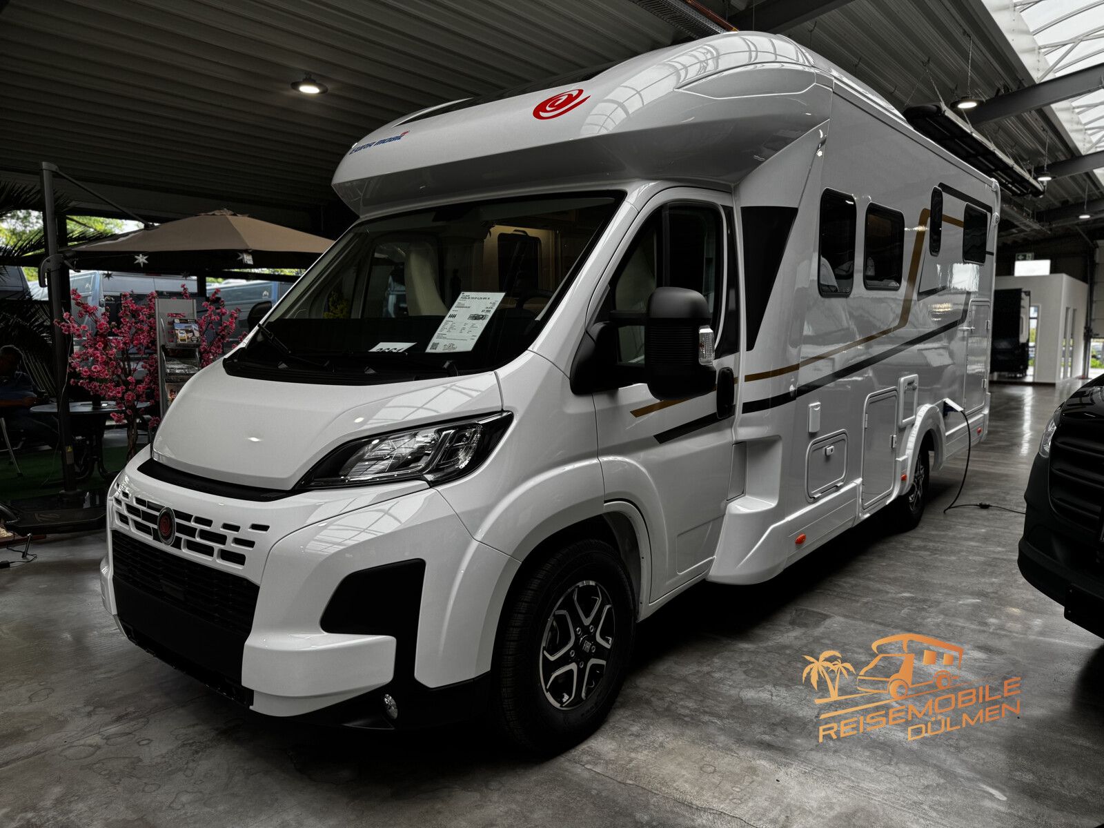 **Hallo und herzlich willkommen bei Reisemobile Dülmen!**\\****\\Sie möchten die Welt auf vier Rädern entdecken – mit einem eigenen Wohnwagen oder Reisemobil? Dann sind Sie bei uns genau richtig!\\Ob vor Ort oder ganz bequem per Video-Beratung: Unser e...