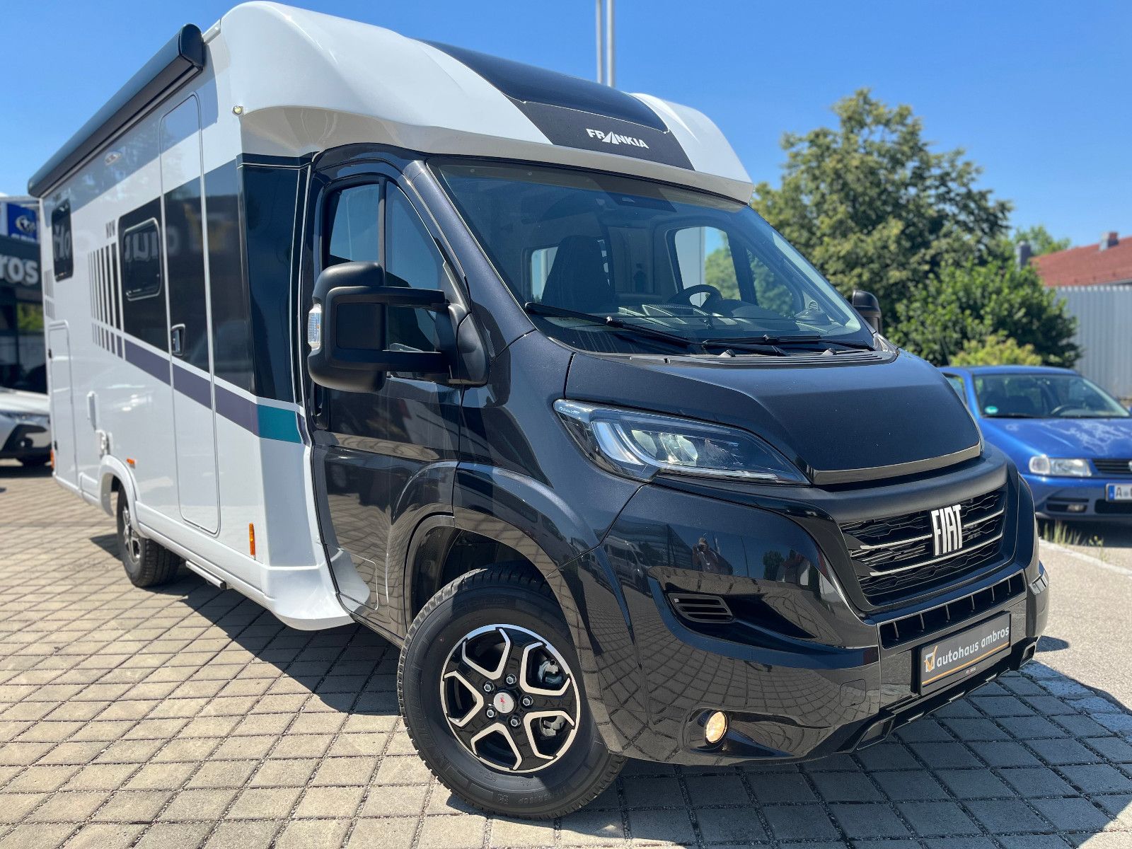 NEUHEIT Frankia NOW - Style Ocean - Fiat Ducato----* Fiat Linkslenker\\* Zulässiges Gesamtgewicht 3,50t\\* **Pack Safety** (Bremsassistent, Spurhalteassistent, Regensensor, Verkehrsschilderkennung und Fernlichtassistent, Traction+)\\* **Chassis-Upgrade...
