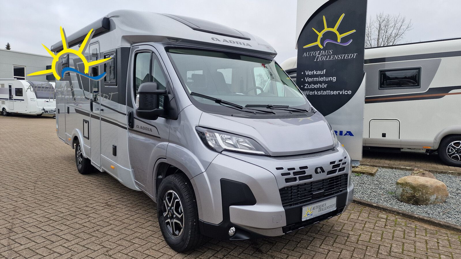 * **Modell 2025**\\* **Motor / Chassis:** Fiat Ducato 140 Multijet\\* **Leistung:** 103 kW / 140 PS\\* **Getriebe:** Automatik\\* **zul. Gesamtgewicht:** 3500 kg\\* **Bett(en):** Einzelbetten\\* **Sitzgruppe:** Seitensitzgruppe\\* **Polster:** Arno\\\\...