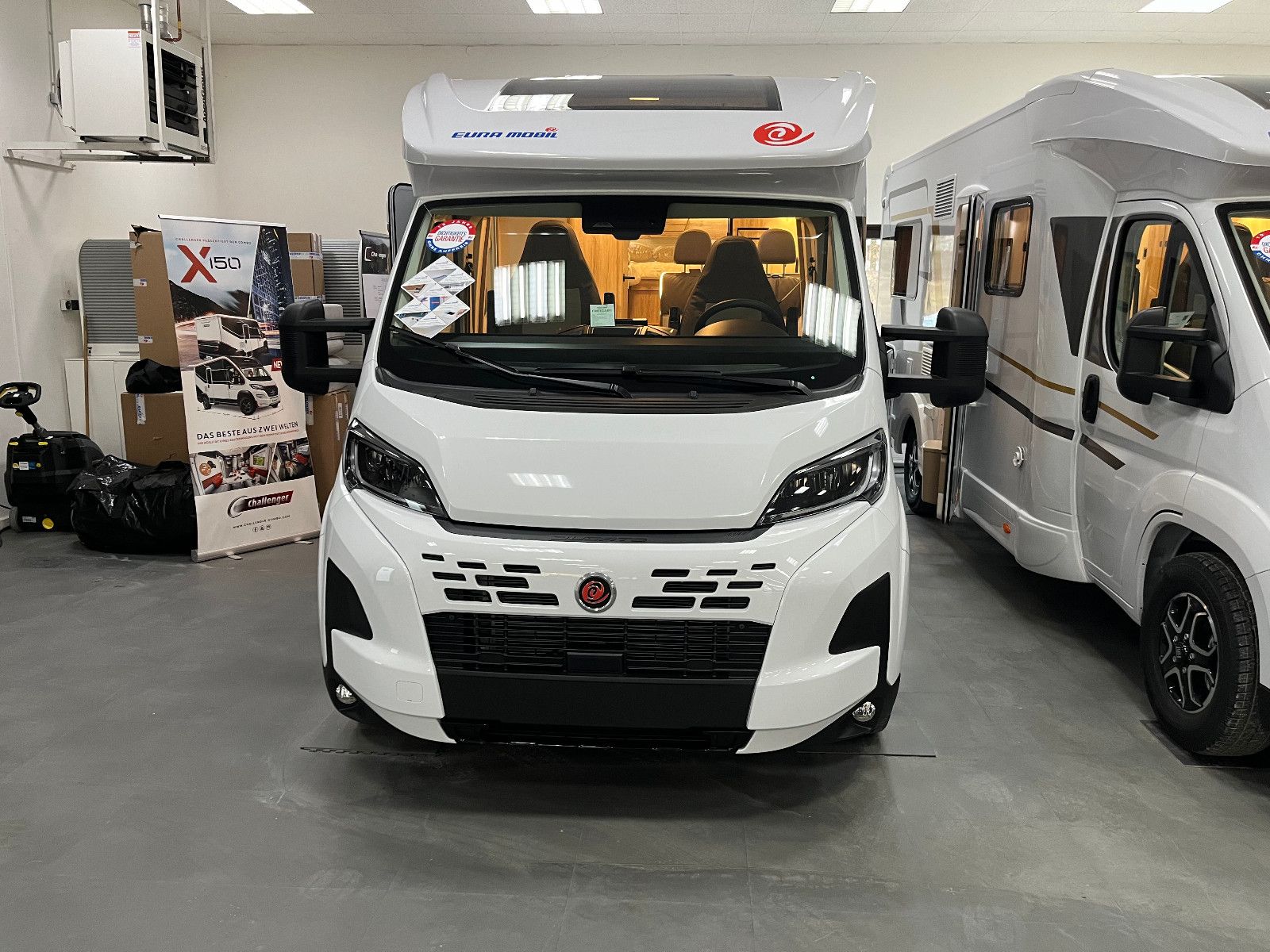 Eura Mobil Profila T 695 EB 2025