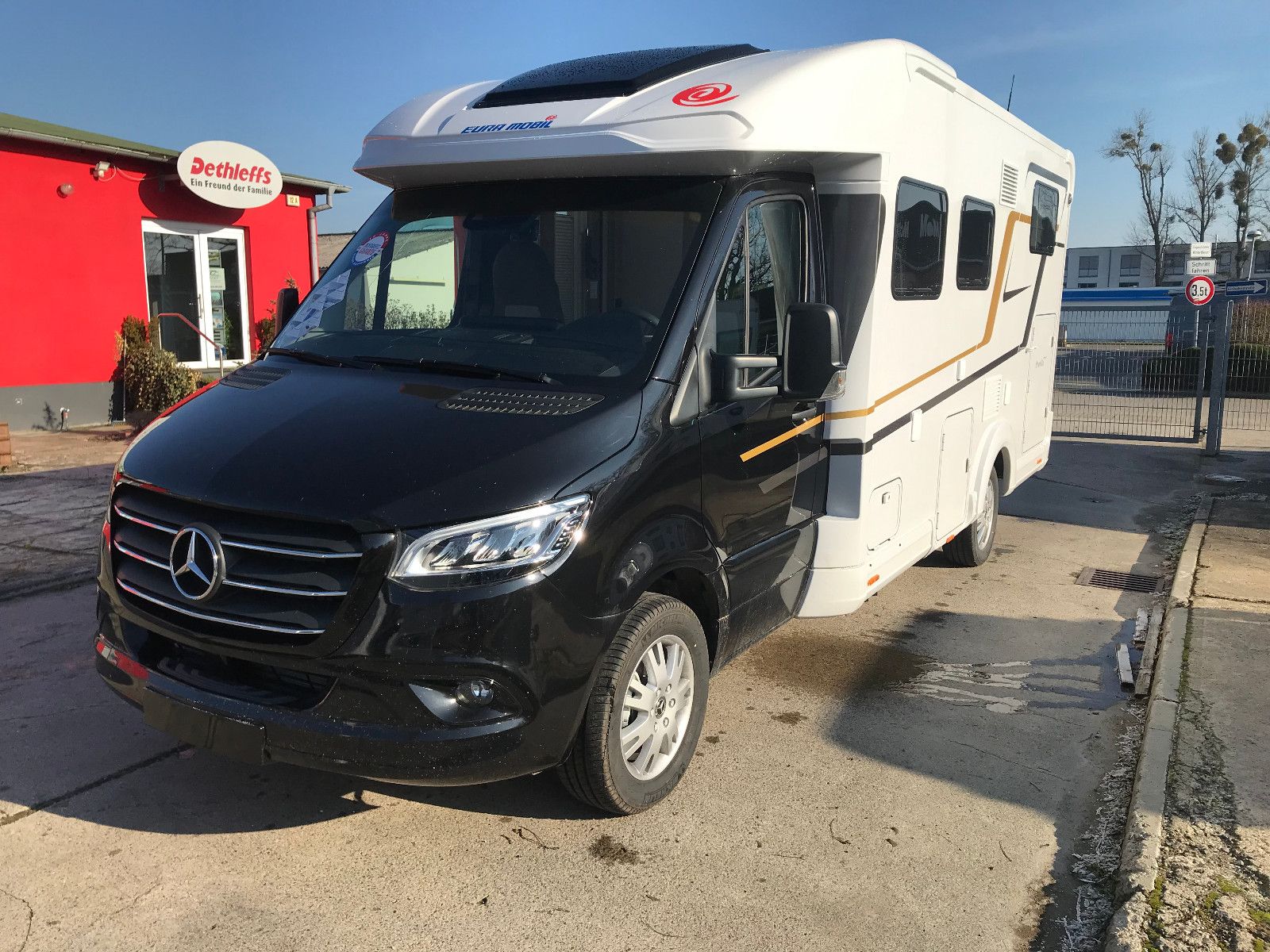 Eura Mobil Mondial T Mercedes 170 PS