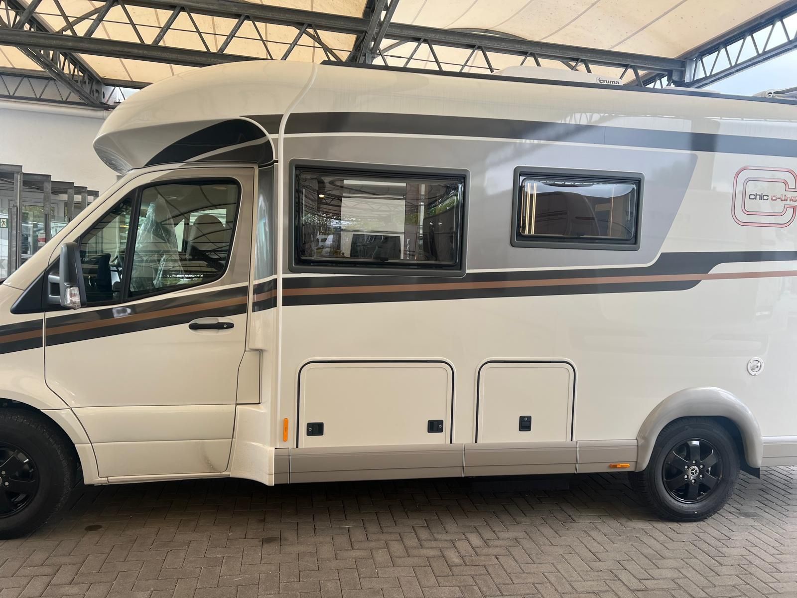 Carthago auf MB Sprinter 170 PS