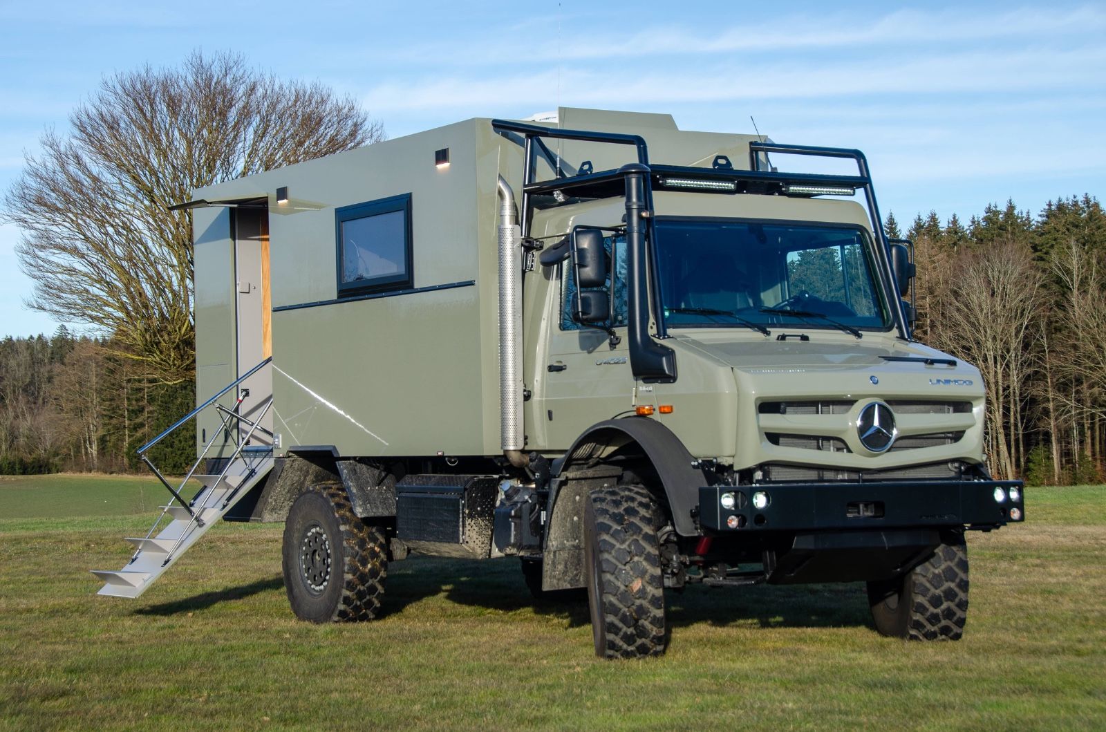 MB Unimog 4023 Carbonkabine 2023