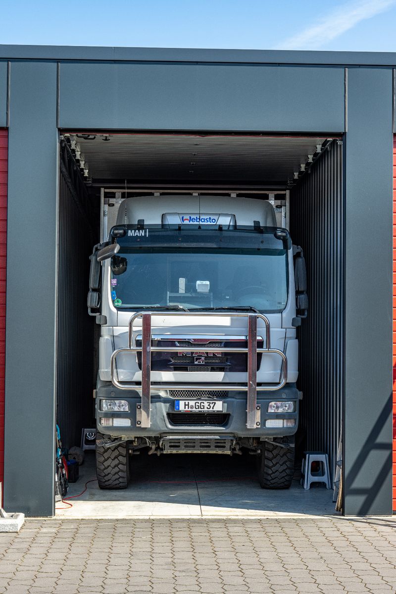 MAN Expeditionscamper 2010 Solar