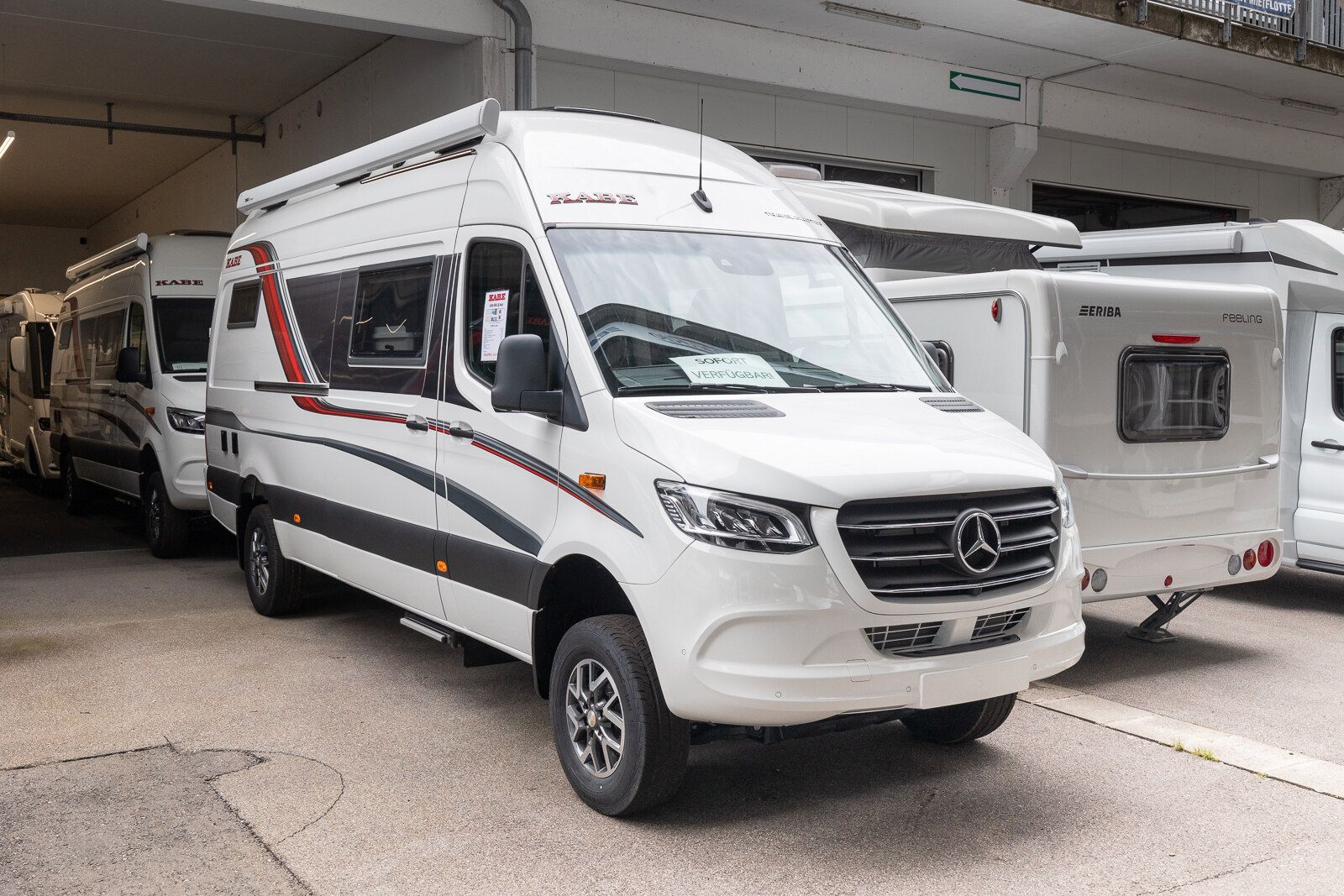 KABE Travel Master Van 690 LB 4x4