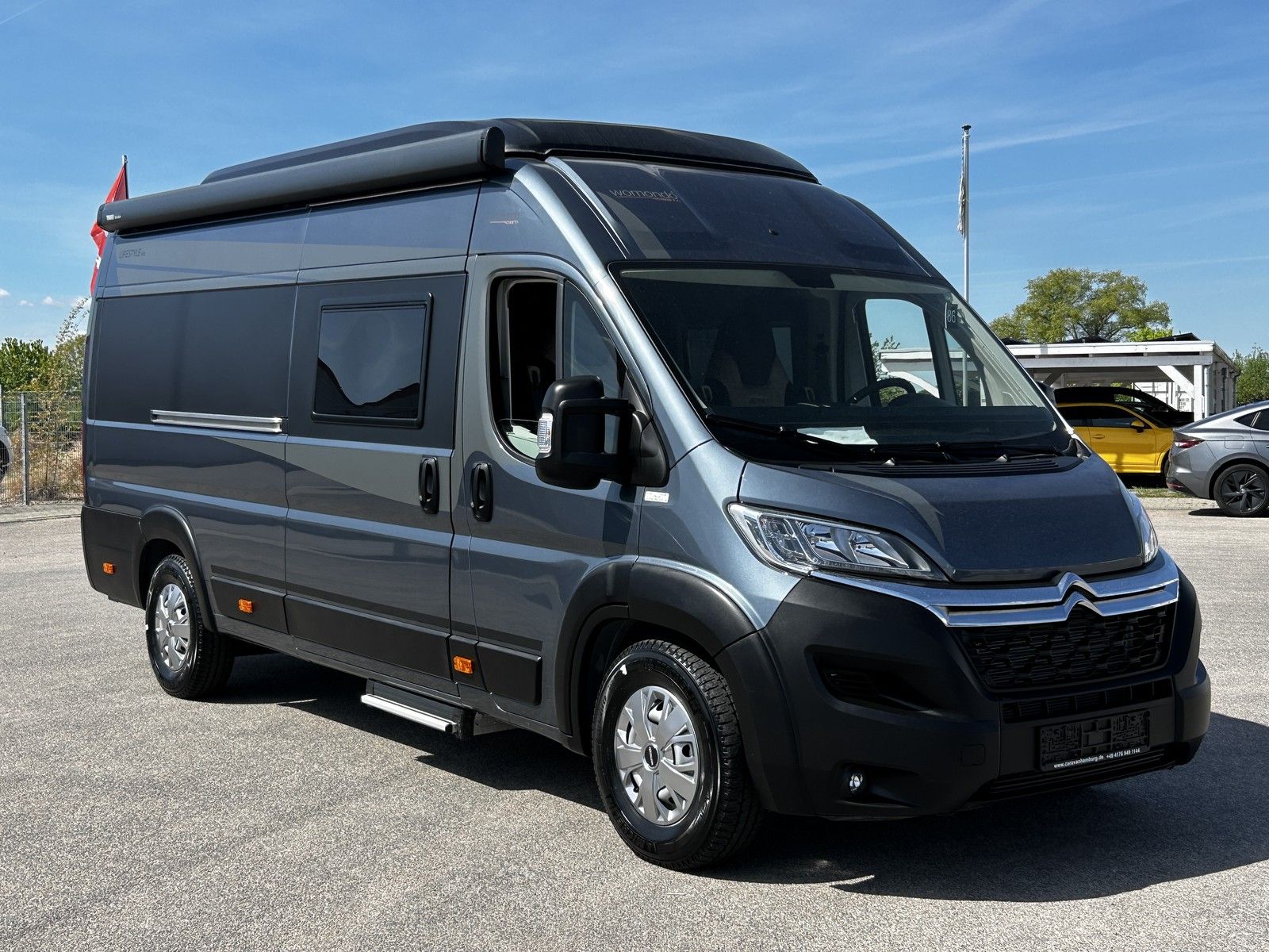 Robeta Womondo 636 Lifestyle