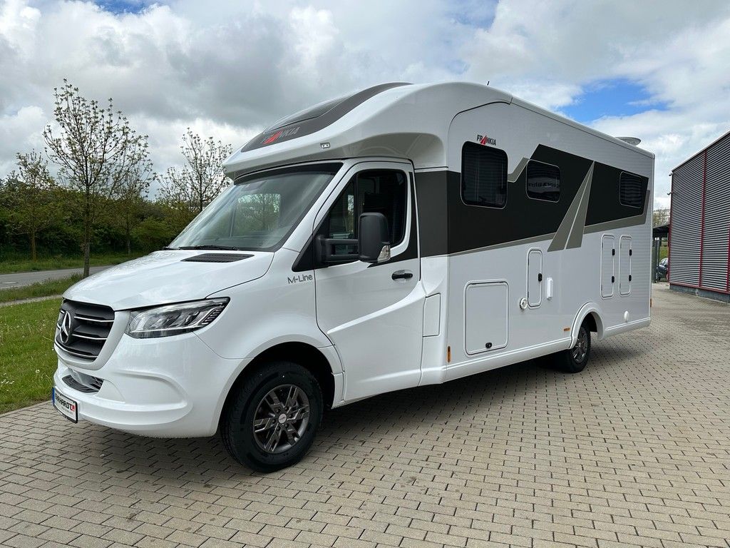 FRANKIA Luxus-Wohnmobil autom.