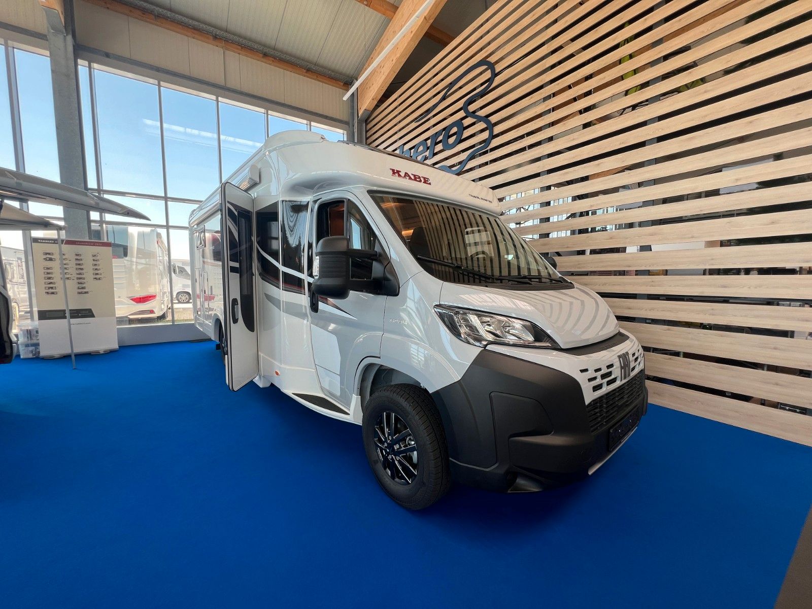 Kabe TM Classic 740 LGB 2025