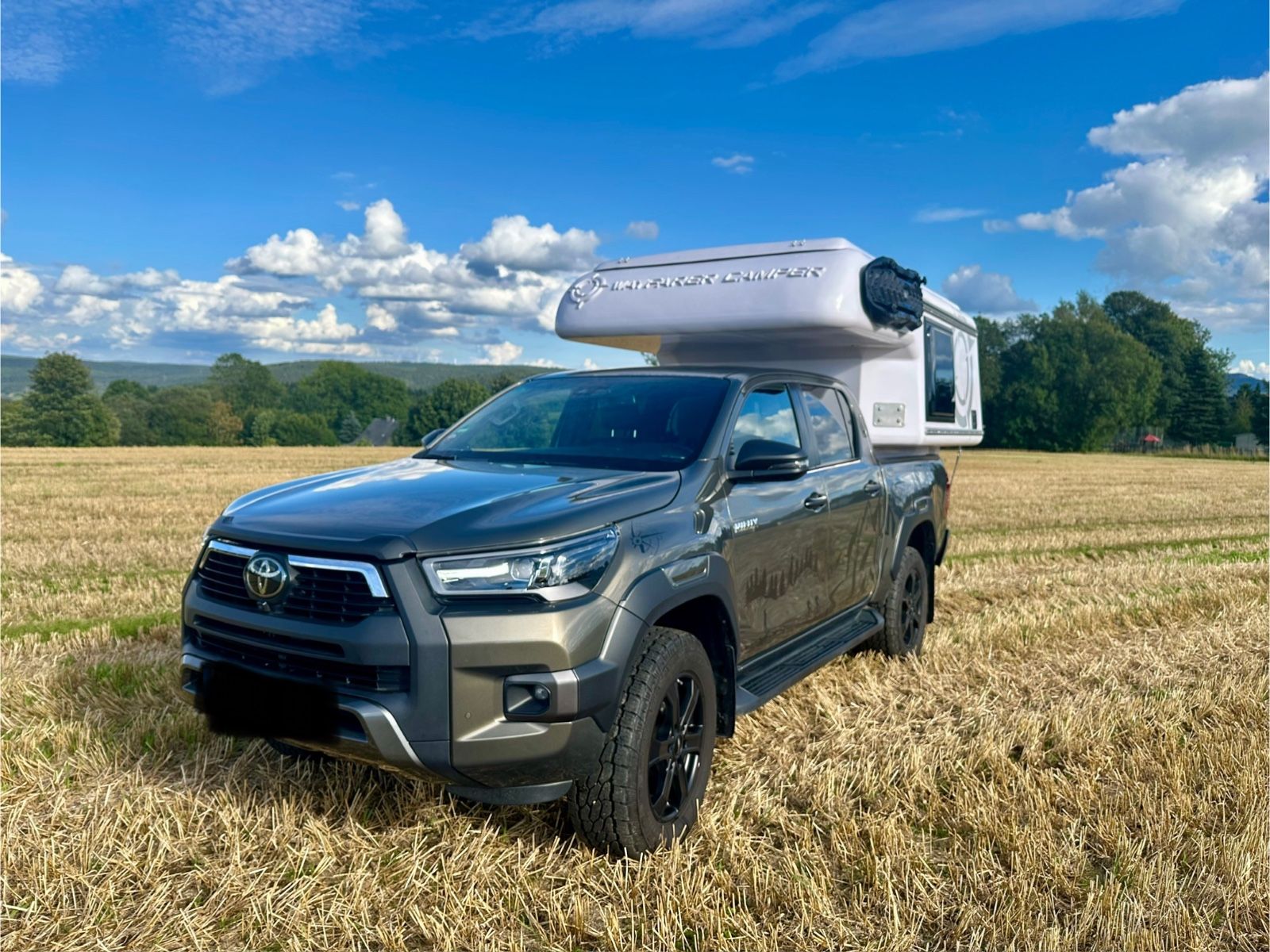 TOYOTA Hilux Wayfarer Tayga