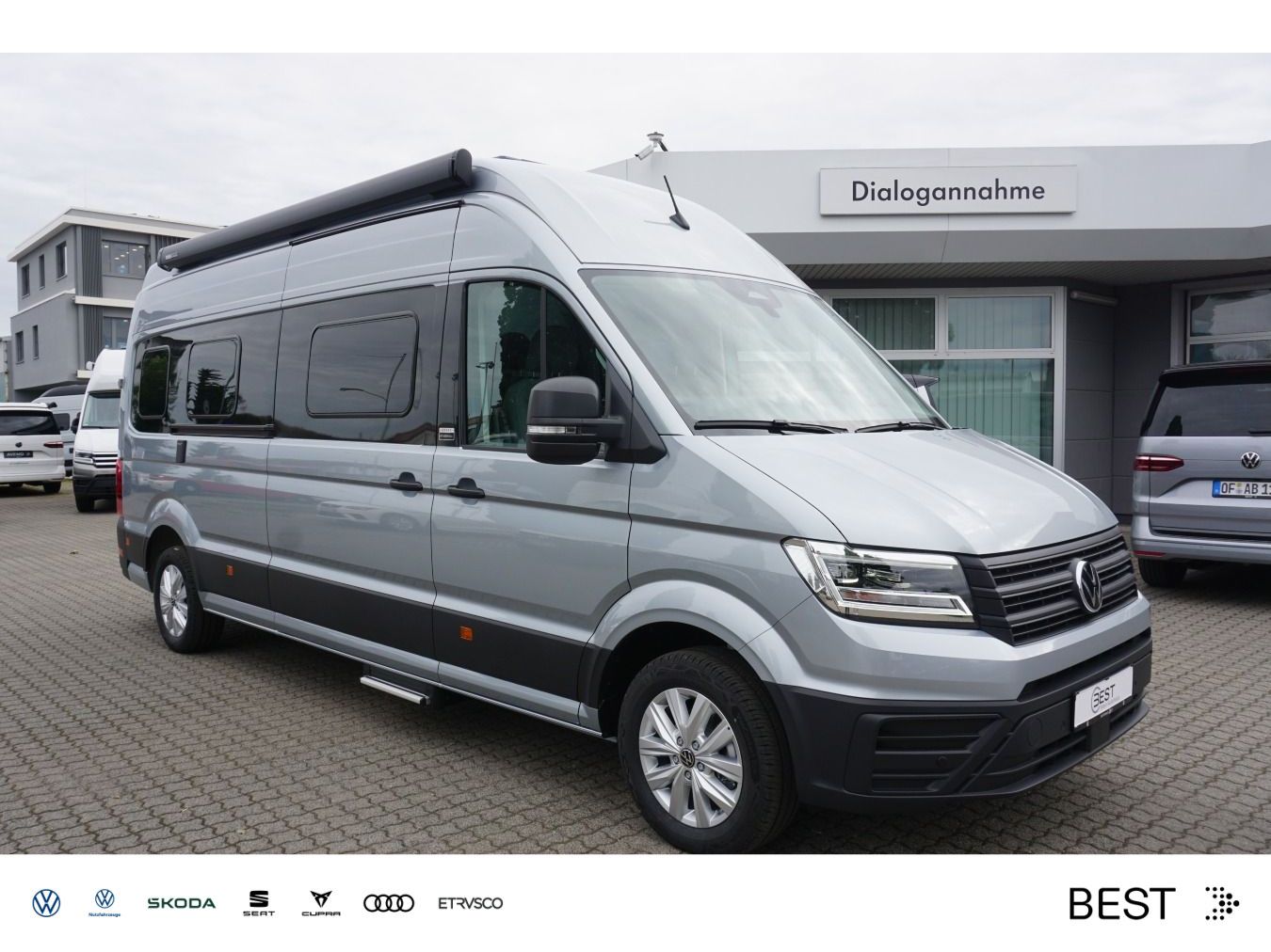 **Assistenzsysteme:**\\* Anti-Blockier-System (ABS)\\* Automatische Fahrlichtschaltung\\* Elektron. Stabilitäts-Programm (ESP)\\* Fahrassistenz-System: Berganfahr-Assistent\\* Fahrassistenz-System: Einparkhilfe vorn und hinten\\* Fahrassistenz-System: ...