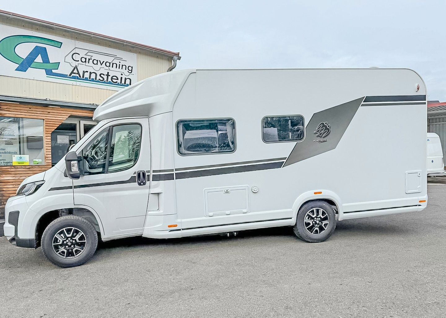 Knaus Live Wave 650 MF Platinum