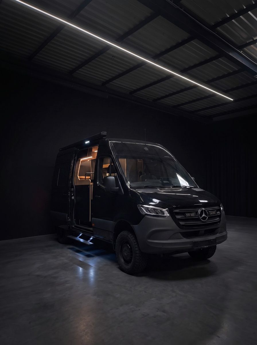 Mercedes Offtrack Sprinter Six Line