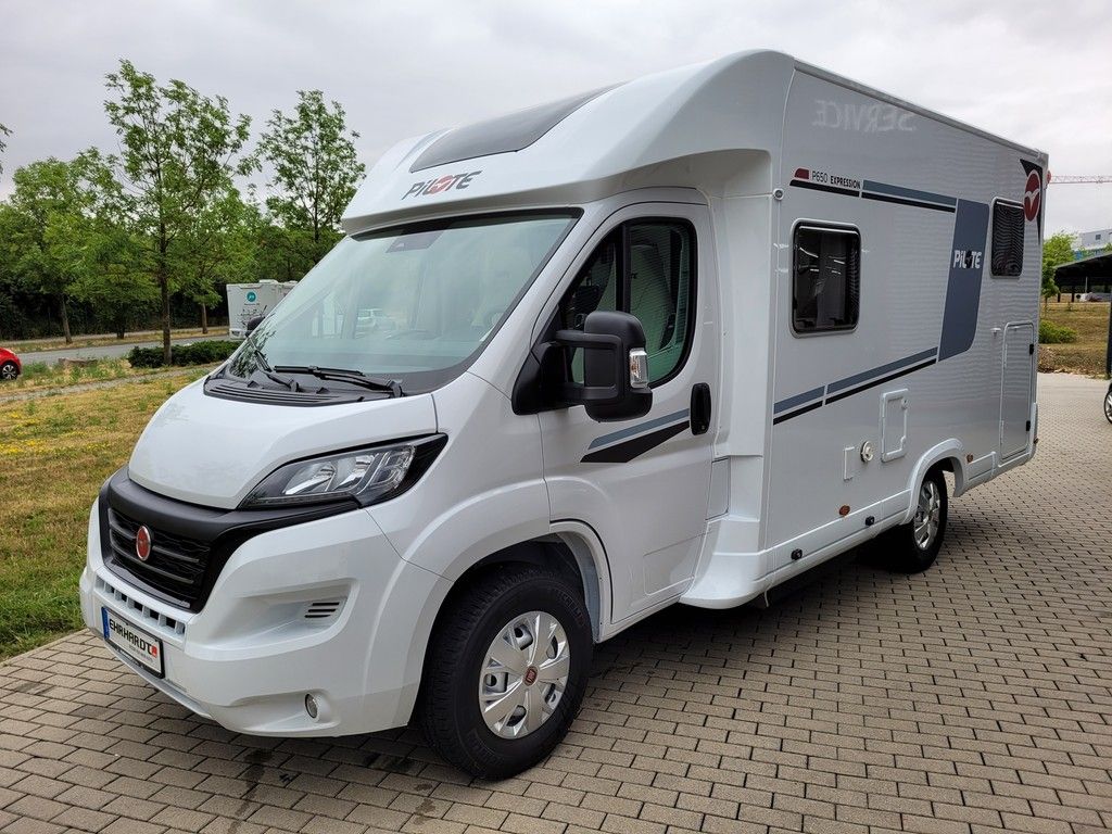 PILOTE Reisemobil mit Solaranlage