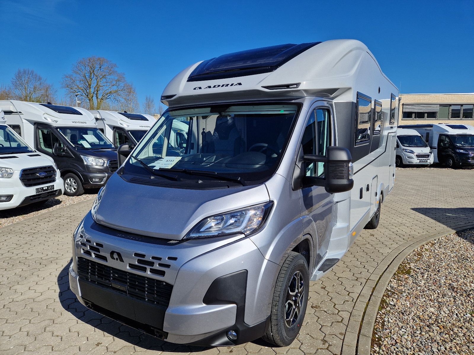 Adria Campervan 60Y 140 PS Automatik
