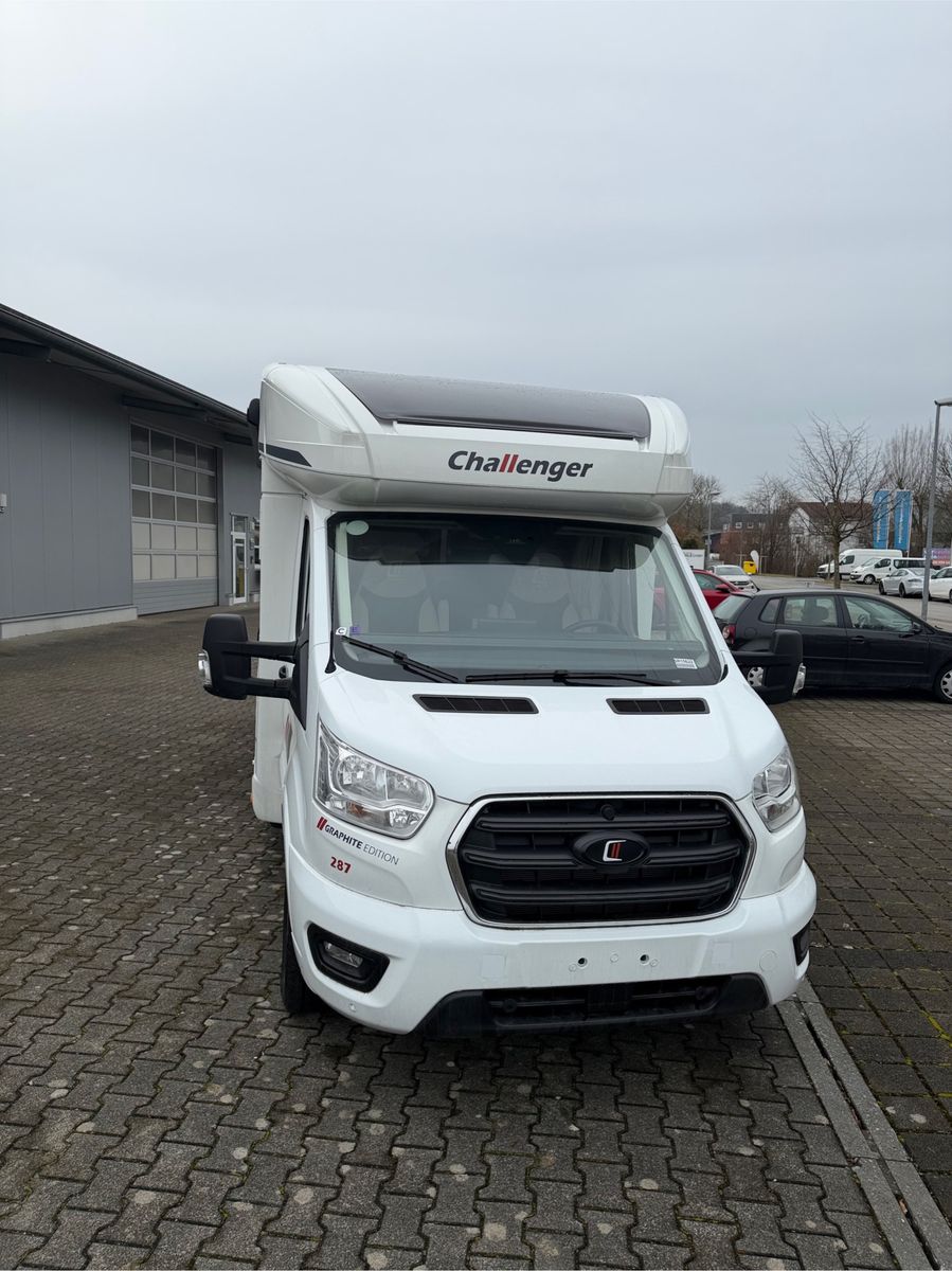 Challenger Ford Campervan 2026