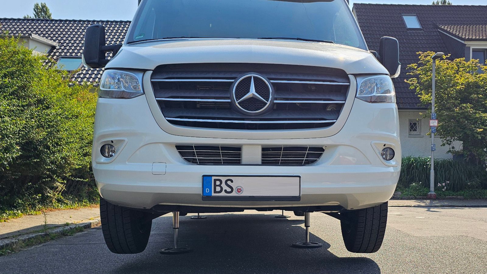 HYMER-ERIBA Campervan